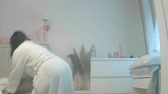 magical mia online show from December 23, 2025, 10:02 am