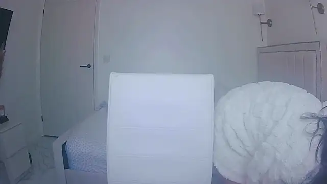 magical mia online show from April 22, 2026, 10:06 am