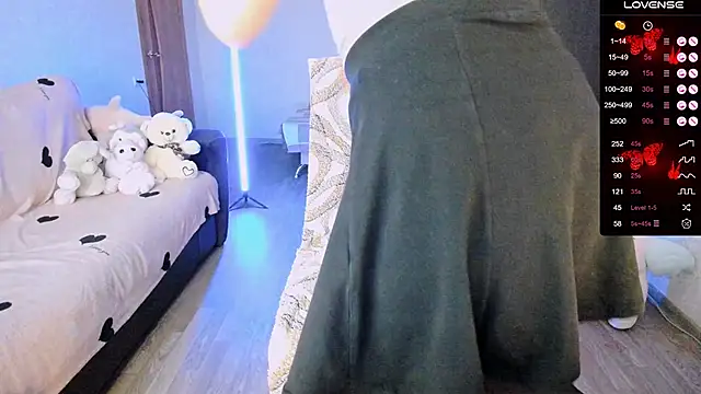 shimizyre    online show from November 13, 2025, 10:36 am