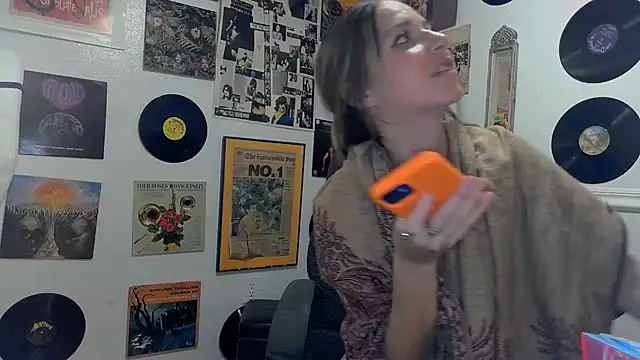 Snapshot of molly_witha_chance chatting on January 23, 2025, 8:04 am molly witha chance online show from January 23, 2025, 8:04 am