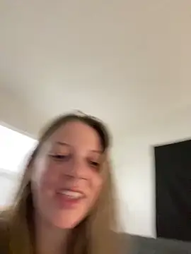 Snapshot of molly_witha_chance chatting on February 11, 2025, 5:47 am molly witha chance online show from February 11, 2025, 5:47 am