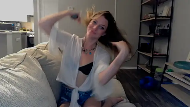 Snapshot of molly_witha_chance chatting on March 8, 2025, 1:06 am molly witha chance online show from March 8, 2025, 1:06 am