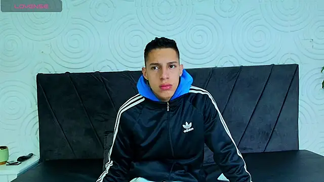 thiago19s online show from January 24, 2025, 8:11 pm