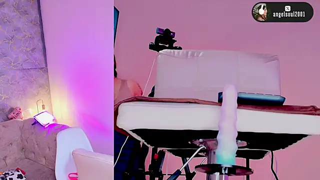 Angelst   online show from February 17, 2026, 5:37 am