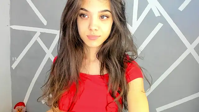 Snapshot of BabyAylin chatting on December 21, 2024, 5:47 am BabyAylin online show from December 21, 2024, 5:47 am