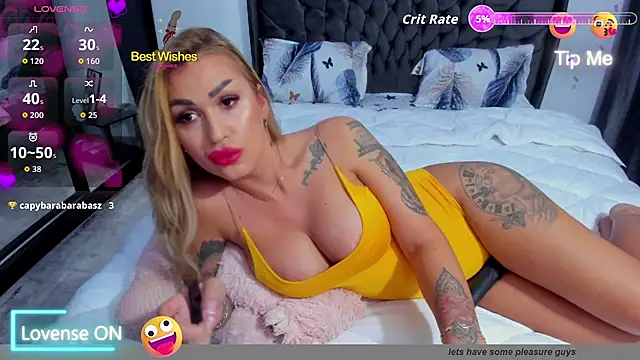 GlossyDiamondX online show from October 7, 2025, 3:47 am