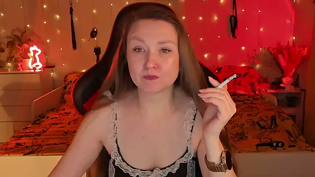 Snapshot of desperatehousewife__ chatting on October 10, 2025, 6:07 pm desperatehousewife online show from October 10, 2025, 6:07 pm