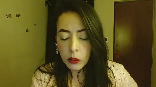 ella peck online show from June 25, 2026, 4:56 am
