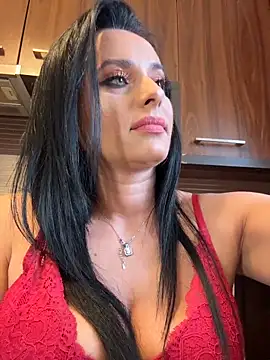 Snapshot of Hotmomcheckk_ chatting on November 16, 2025, 11:49 am Hotmomcheckk online show from November 16, 2025, 11:49 am