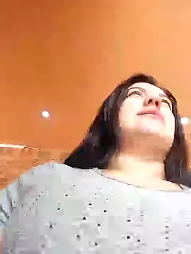 Snapshot of Sophie-hatter chatting on December 17, 2024, 2:55 pm Sophie-hatter online show from December 17, 2024, 2:55 pm