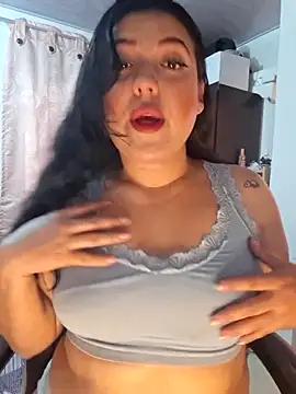 Sophie-hatter online show from February 10, 2026, 6:23 pm