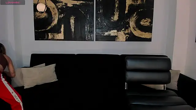 MollySundersX online show from October 4, 2025, 3:15 am