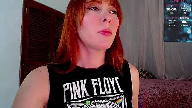 Snapshot of lanaturner_ chatting on October 25, 2025, 6:43 am lanaturner online show from October 25, 2025, 6:43 am