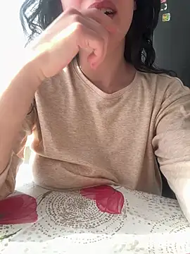 czruz online show from March 24, 2026, 7:46 am