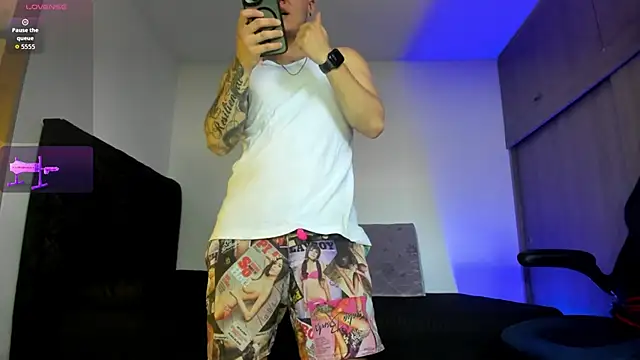 male pussy online show from October 16, 2025, 5:25 pm