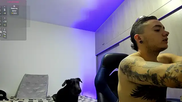 male pussy online show from November 14, 2025, 3:44 pm