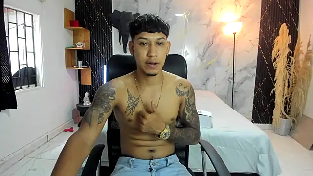 slim master12 online show from June 3, 2026, 9:09 pm