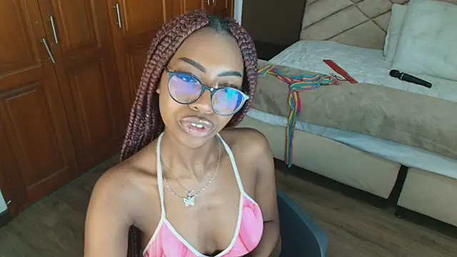 Raquel jones online show from January 25, 2025, 2:47 pm