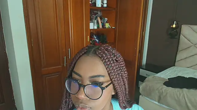 Raquel jones online show from January 27, 2025, 11:54 am