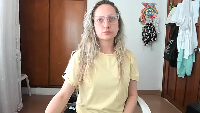 Snapshot of Adele_johnsonn1 chatting on October 14, 2025, 7:03 pm Adele johnsonn1 online show from October 14, 2025, 7:03 pm