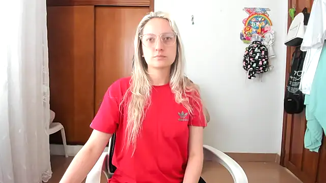 Snapshot of Adele_johnsonn1 chatting on November 17, 2025, 3:40 pm Adele johnsonn1 online show from November 17, 2025, 3:40 pm