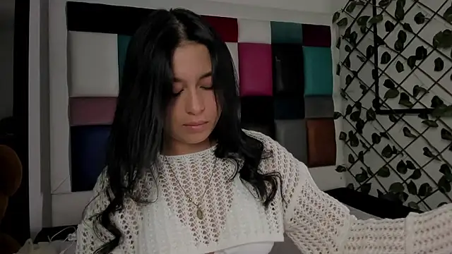 Snapshot of MelodySweett chatting on January 18, 2026, 3:32 am MelodySweett online show from January 18, 2026, 3:32 am