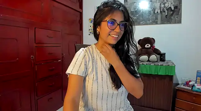 Snapshot of Isabellaa22_1 chatting on January 9, 2025, 3:58 am Isabellaa22 1 online show from January 9, 2025, 3:58 am