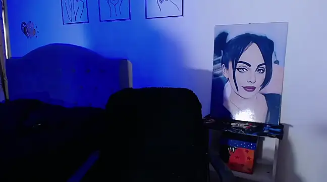 Snapshot of violett_honney chatting on January 19, 2025, 10:39 pm violett honney online show from January 19, 2025, 10:39 pm