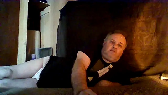 Nightshade7712 online show from November 5, 2025, 6:57 am