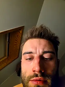 Vekie 007 online show from April 3, 2026, 11:47 pm