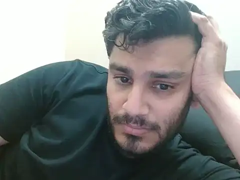 Snapshot of robintoit chatting on June 17, 2026, 2:51 pm robintoit online show from June 17, 2026, 2:51 pm