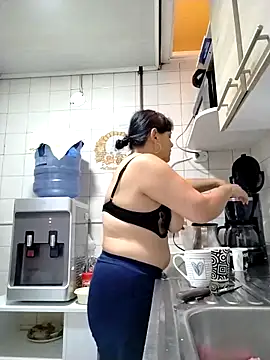 Natasha milf   online show from April 14, 2026, 1:06 pm