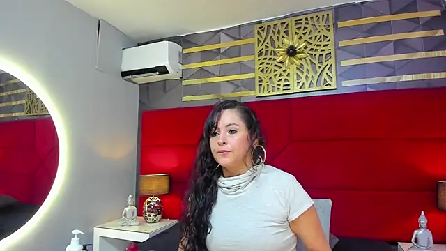 Snapshot of hanny_milf chatting on January 7, 2025, 11:48 am hanny milf online show from January 7, 2025, 11:48 am
