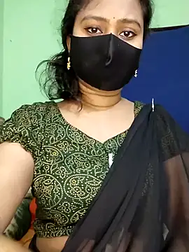 Idhika Paul online show from February 2, 2025, 5:04 pm