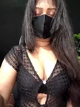 Idhika Paul online show from September 30, 2025, 5:45 am