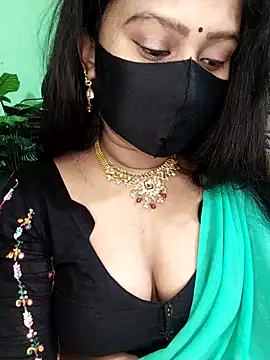 Snapshot of Idhika_Paul chatting on February 6, 2026, 12:52 pm Idhika Paul online show from February 6, 2026, 12:52 pm