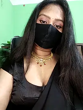 Snapshot of Idhika_Paul chatting on February 13, 2026, 12:56 pm Idhika Paul online show from February 13, 2026, 12:56 pm