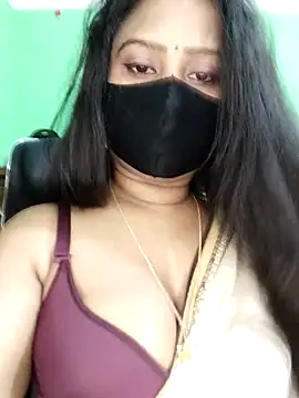 Snapshot of Idhika_Paul chatting on March 4, 2026, 10:32 am Idhika Paul online show from March 4, 2026, 10:32 am
