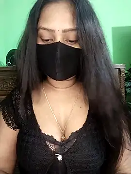 Snapshot of Idhika_Paul chatting on March 18, 2026, 8:01 pm Idhika Paul online show from March 18, 2026, 8:01 pm