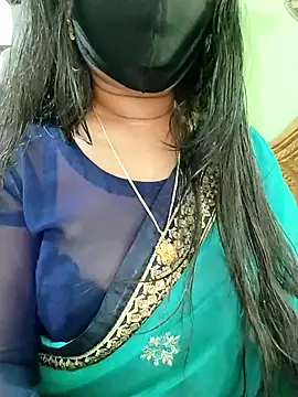 Snapshot of Idhika_Paul chatting on April 9, 2026, 6:19 am Idhika Paul online show from April 9, 2026, 6:19 am
