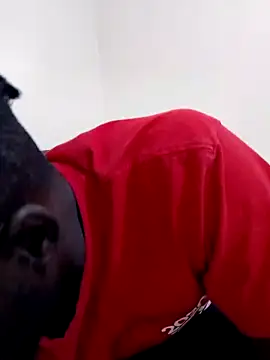 Snapshot of MaskedGQ chatting on October 6, 2025, 4:48 pm MaskedGQ online show from October 6, 2025, 4:48 pm