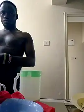 Snapshot of MaskedGQ chatting on October 7, 2025, 4:53 am MaskedGQ online show from October 7, 2025, 4:53 am