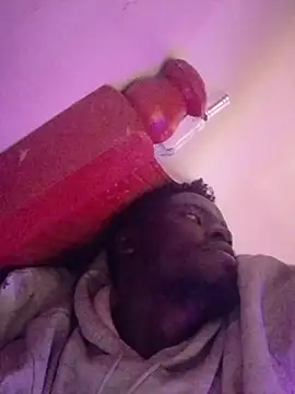 Snapshot of MaskedGQ chatting on October 15, 2025, 7:19 am MaskedGQ online show from October 15, 2025, 7:19 am