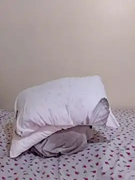 Snapshot of MaskedGQ chatting on October 26, 2025, 11:49 am MaskedGQ online show from October 26, 2025, 11:49 am