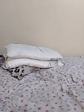 Snapshot of MaskedGQ chatting on October 30, 2025, 11:00 am MaskedGQ online show from October 30, 2025, 11:00 am