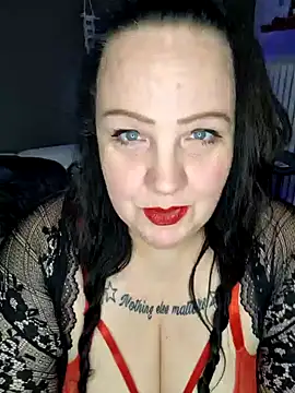 Snapshot of Black_Angel24 chatting on January 7, 2025, 5:53 pm Black Angel24 online show from January 7, 2025, 5:53 pm