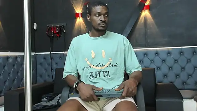 Terrance z online show from November 3, 2025, 8:21 pm