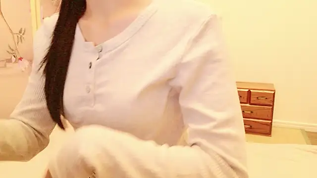 Snapshot of sayaka_xo chatting on October 27, 2025, 5:44 am sayaka xo online show from October 27, 2025, 5:44 am