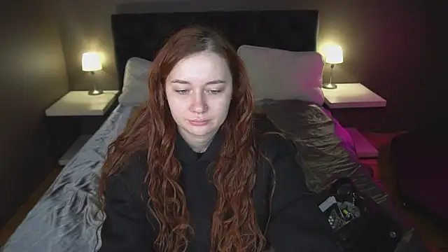 Snapshot of carolina_elf chatting on February 22, 2025, 5:44 am carolina elf online show from February 22, 2025, 5:44 am