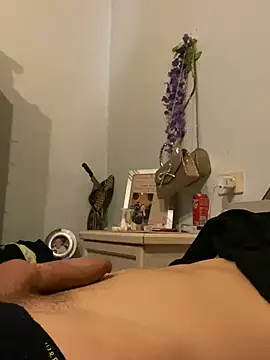 Hubert777cock online show from March 5, 2025, 3:07 pm